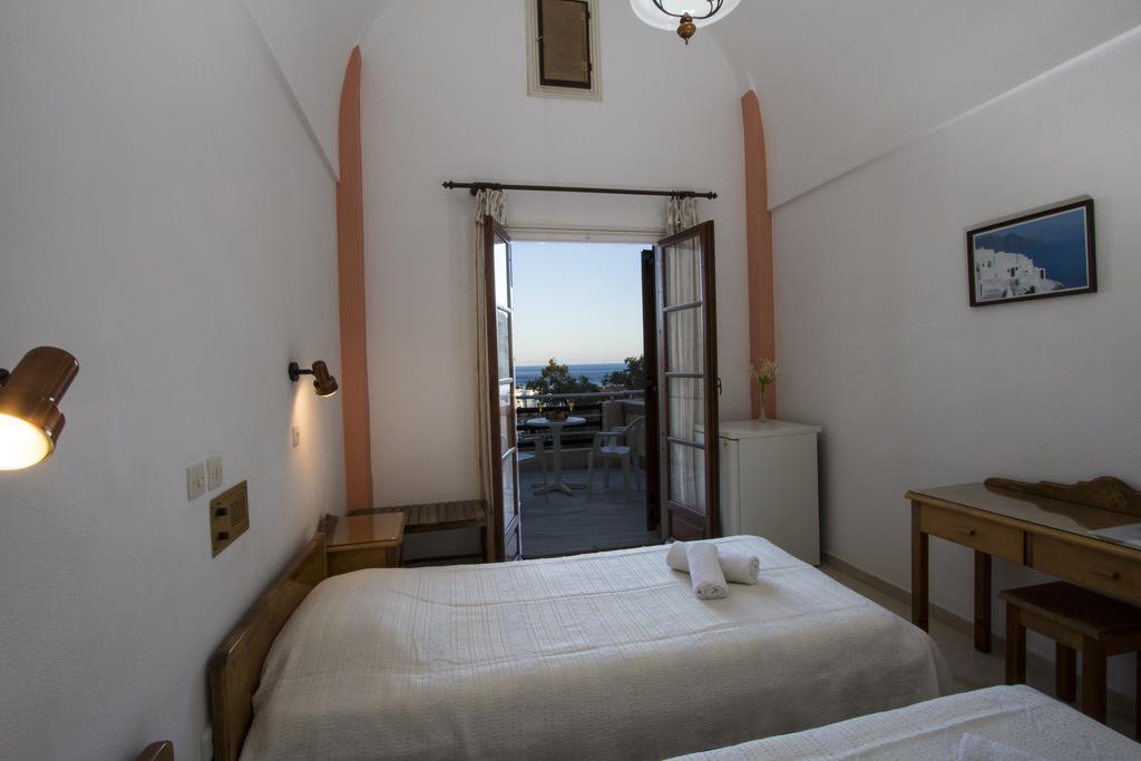 Hotel Adonis (Adults Only) Kamari  Ngoại thất bức ảnh