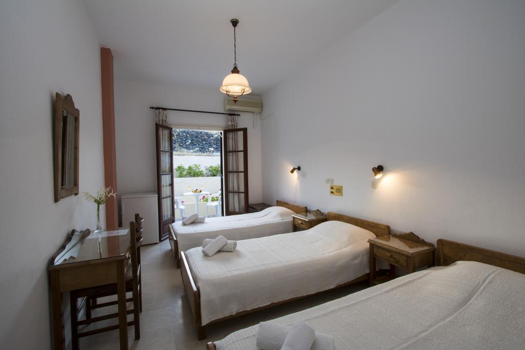 Hotel Adonis (Adults Only) Kamari  Ngoại thất bức ảnh