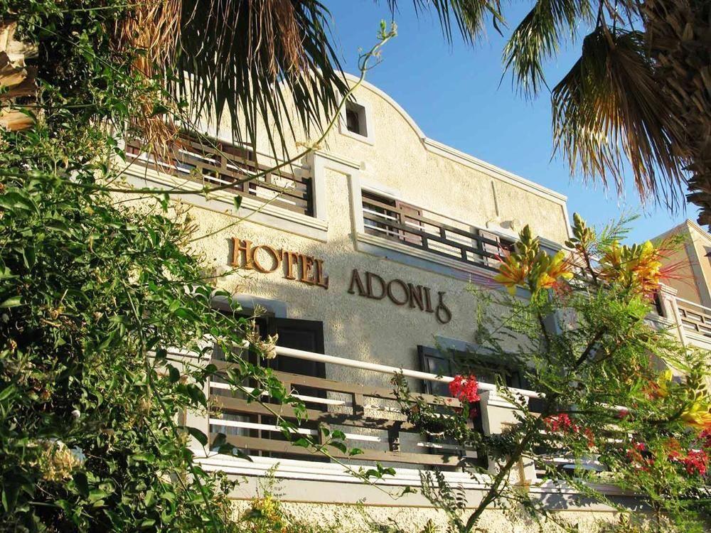 Hotel Adonis (Adults Only) Kamari  Ngoại thất bức ảnh