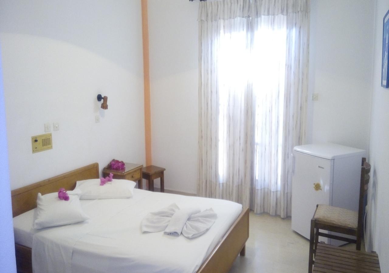 Hotel Adonis (Adults Only) Kamari  Ngoại thất bức ảnh
